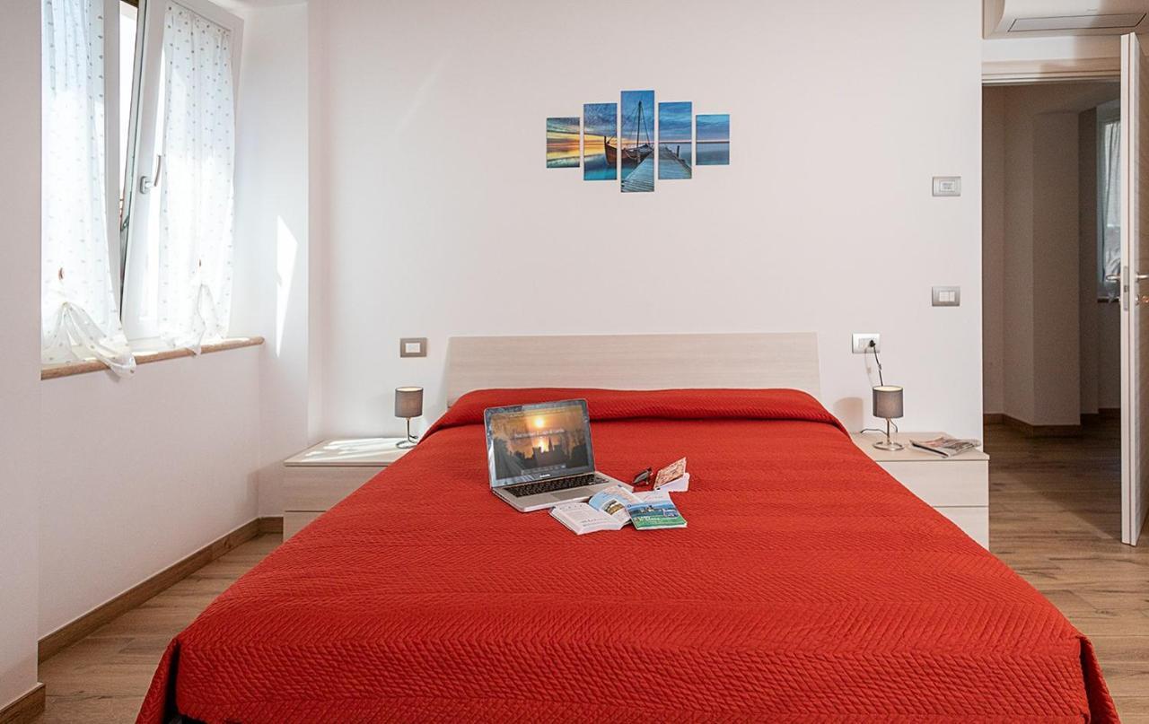 Casa Rossa - Regarda Travel Villa Bardolino Kültér fotó