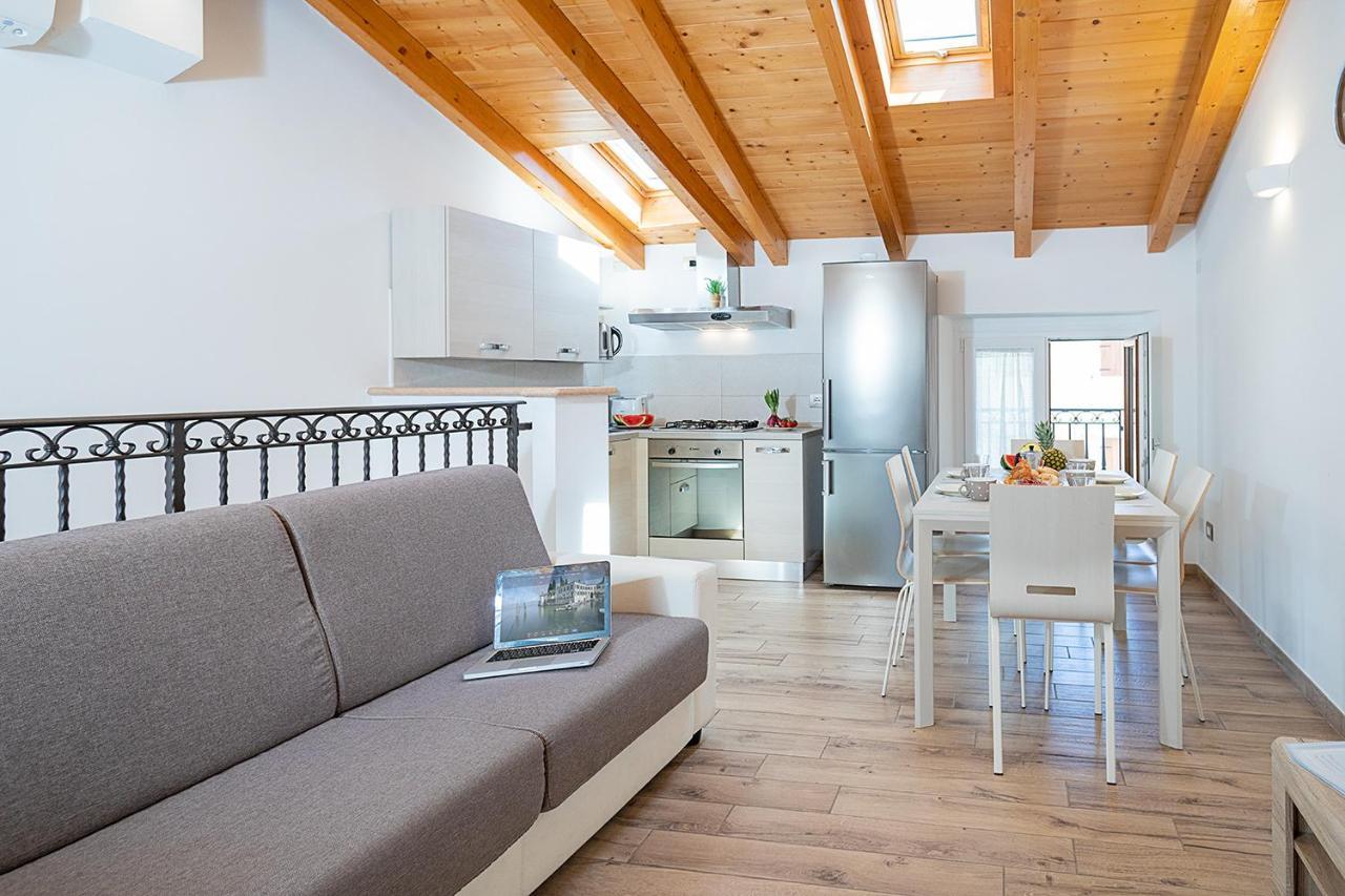 Casa Rossa - Regarda Travel Villa Bardolino Kültér fotó